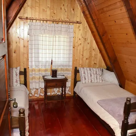 Visnjin Dom Сasa de vacaciones Divčibare