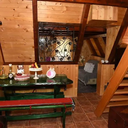 Visnjin Dom Divčibare